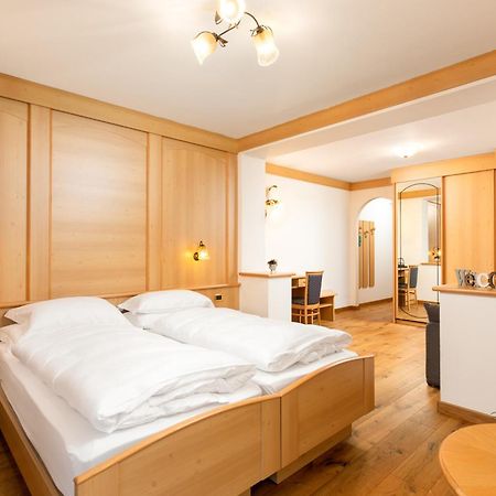 Hotel Pareda Canazei Luaran gambar