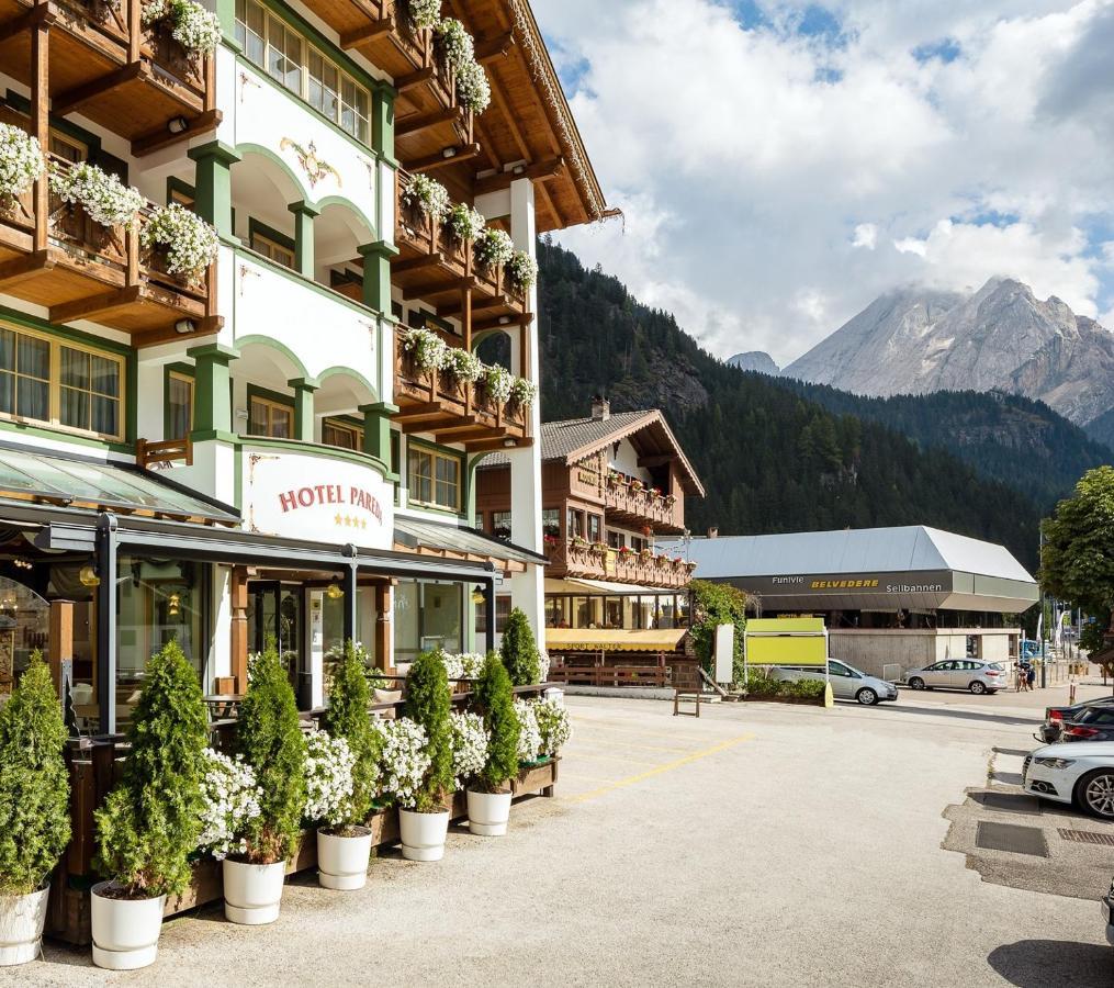 Hotel Pareda Canazei Luaran gambar
