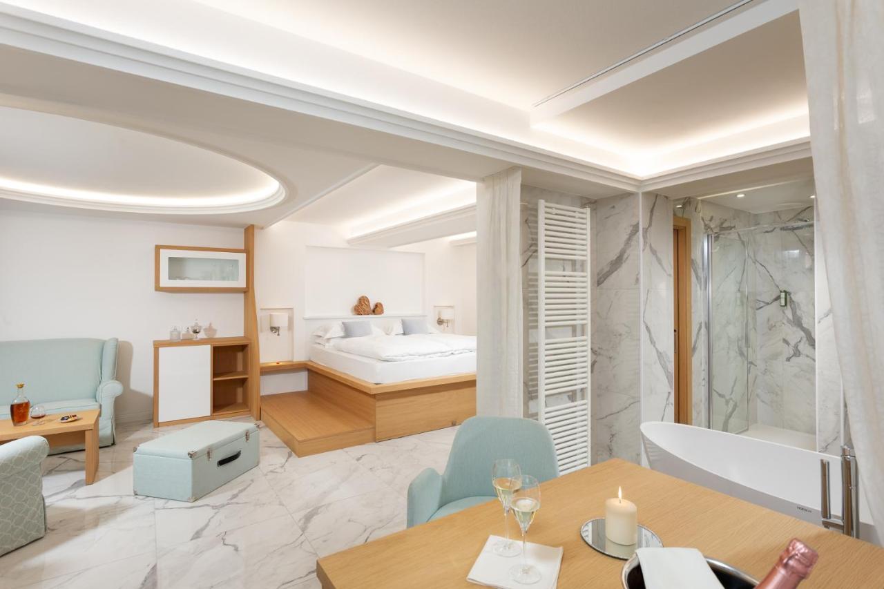 Hotel Pareda Canazei Luaran gambar