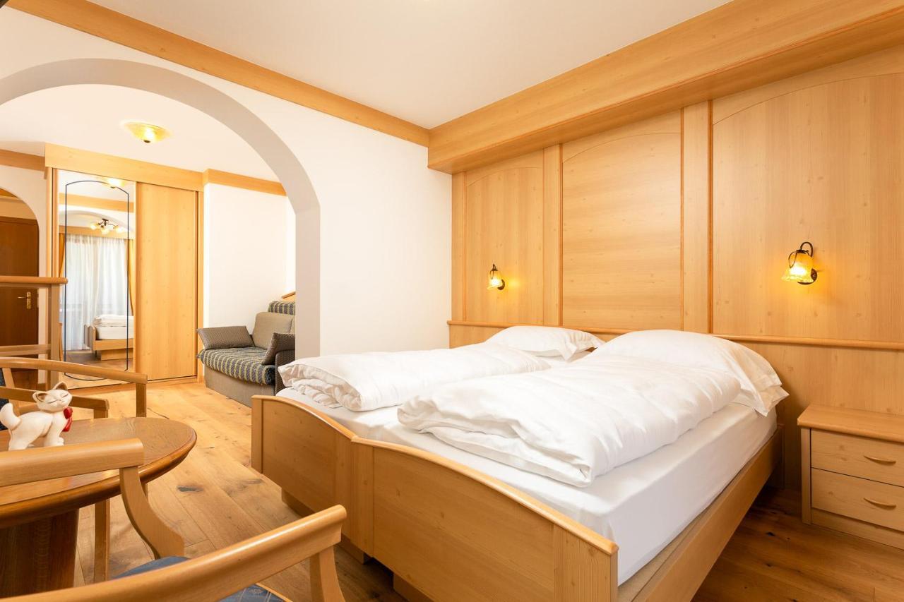 Hotel Pareda Canazei Luaran gambar