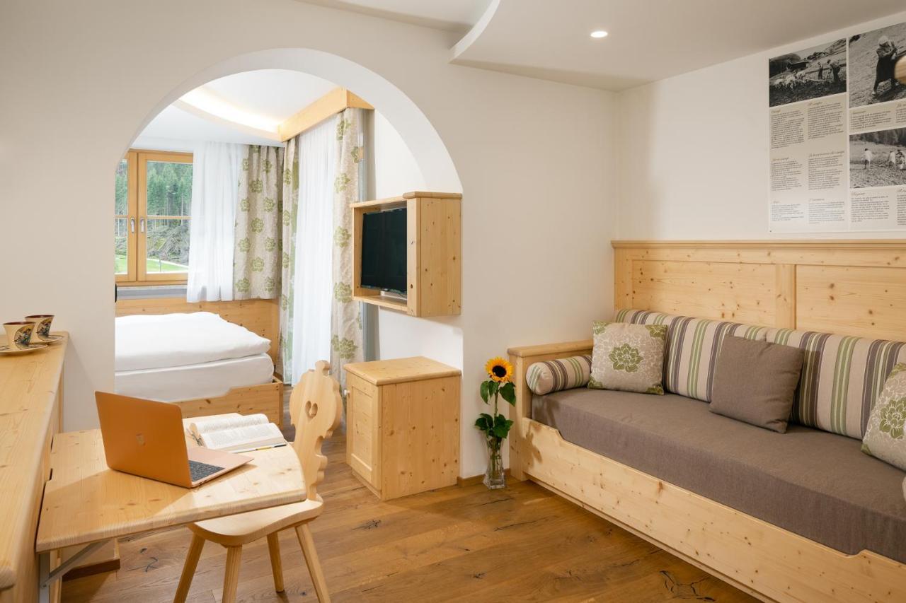 Hotel Pareda Canazei Luaran gambar