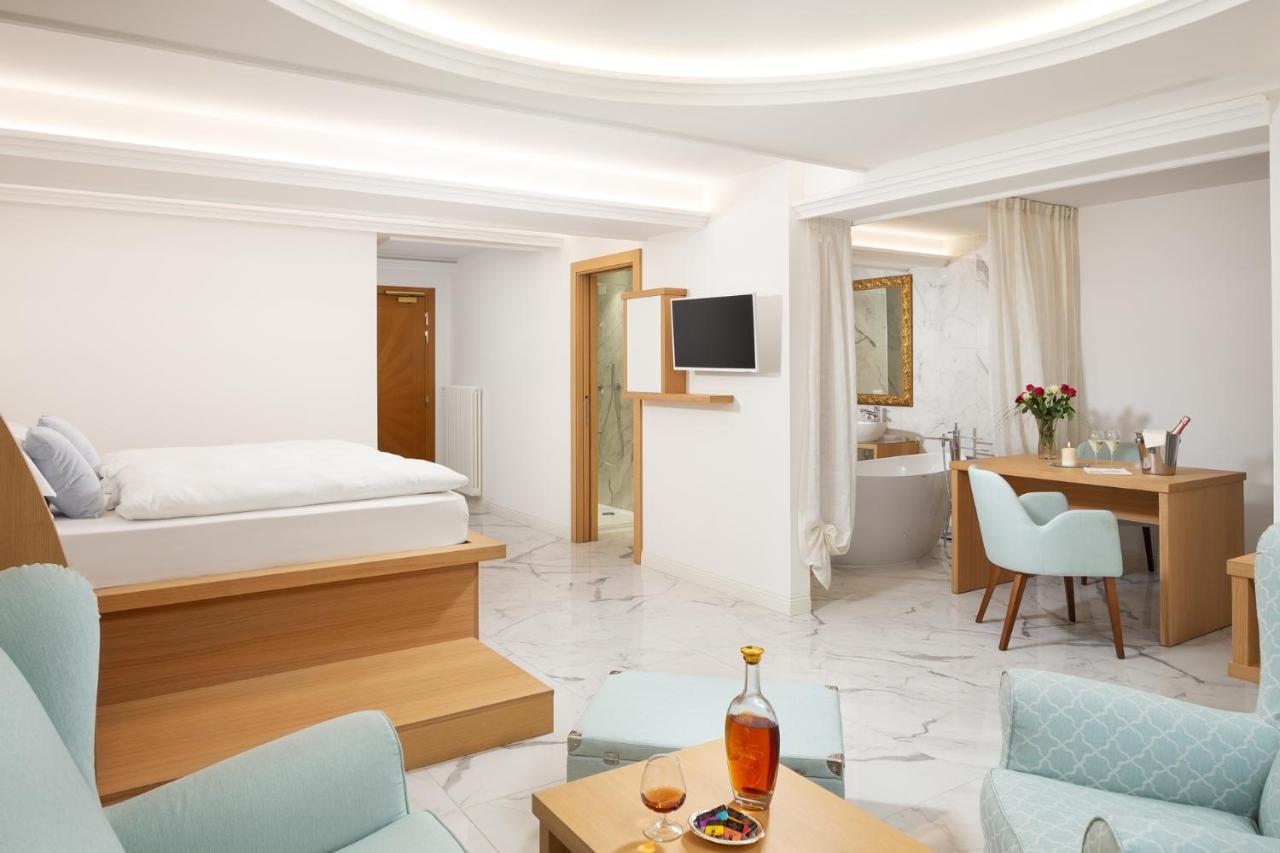Hotel Pareda Canazei Luaran gambar