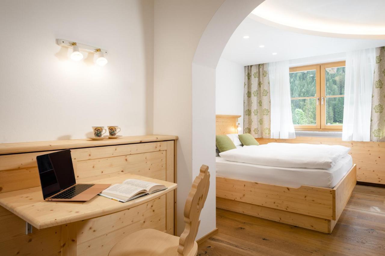 Hotel Pareda Canazei Luaran gambar