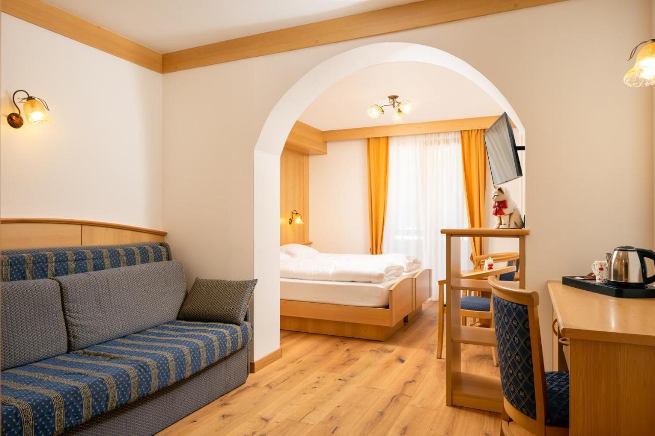 Hotel Pareda Canazei Luaran gambar
