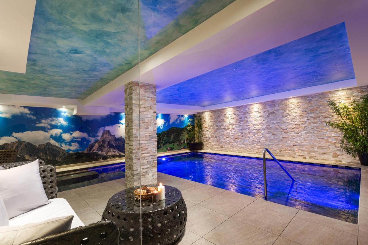 Hotel Pareda Canazei Luaran gambar