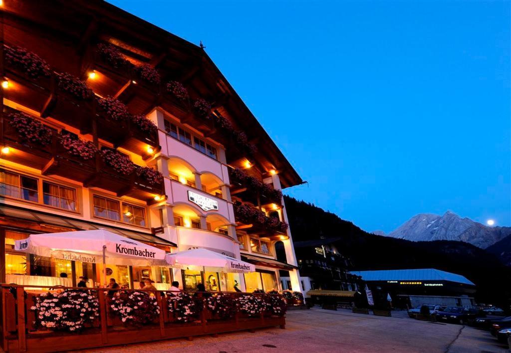 Hotel Pareda Canazei Luaran gambar