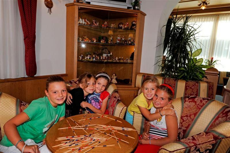 Hotel Pareda Canazei Luaran gambar