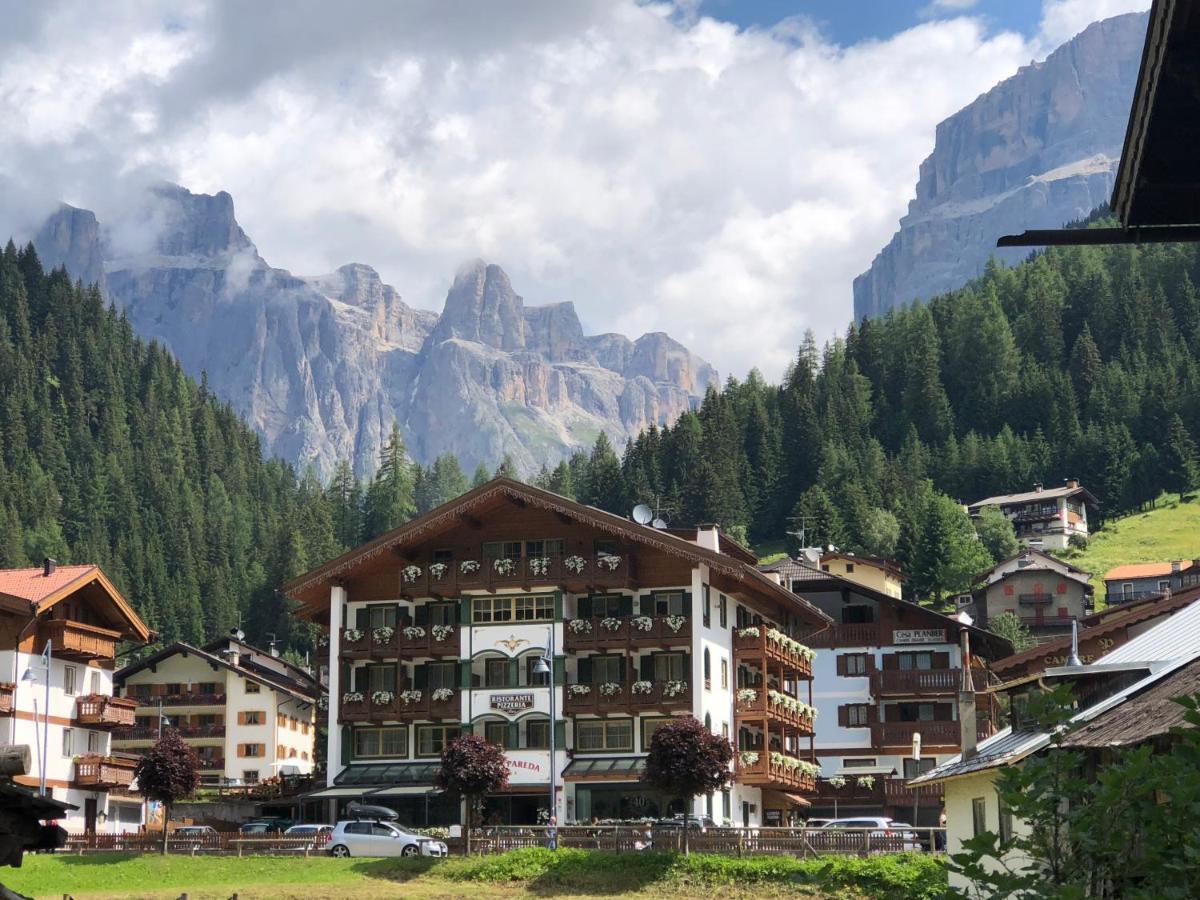 Hotel Pareda Canazei Luaran gambar